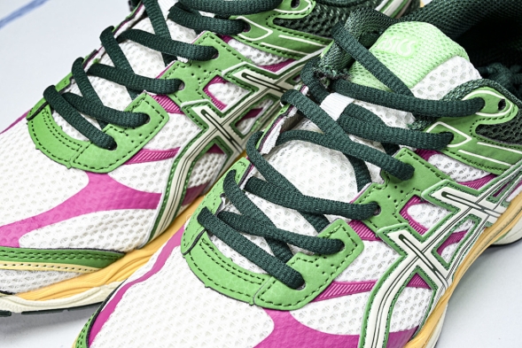 Asics Gel-Cumulus 16 TG 1203A763-100 