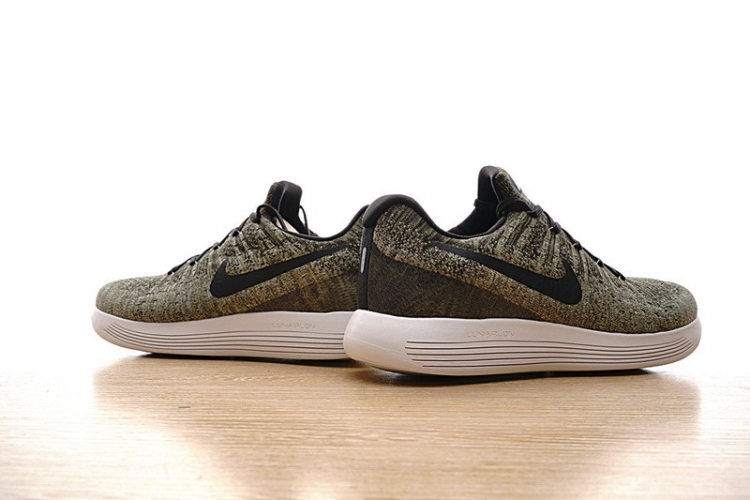 Nike LunarEpic Low Flyknit 2