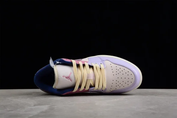 Nike Air Jordan 1 low DZ2768-651 