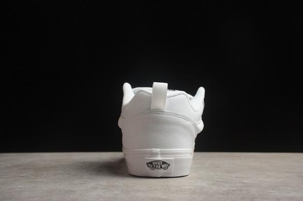 Vans Knu Skool VN0009QCW00 