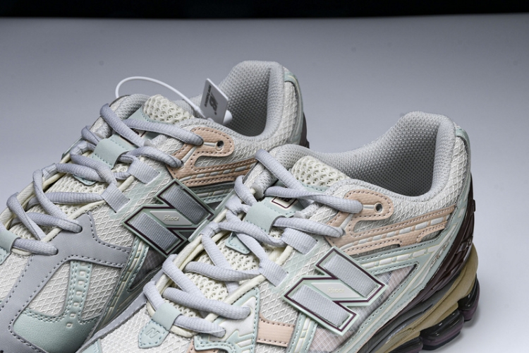  New Balance 1906 M1906ND