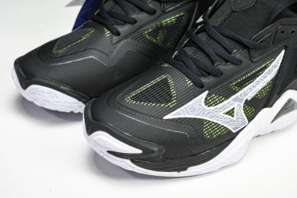 Mizuno Wave Momentum V1GA231252 