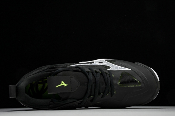 Mizuno Wave Momentum V1GA231252 