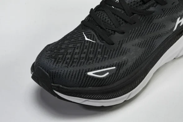 Hoka Clifton 9 1132210 BWHT 