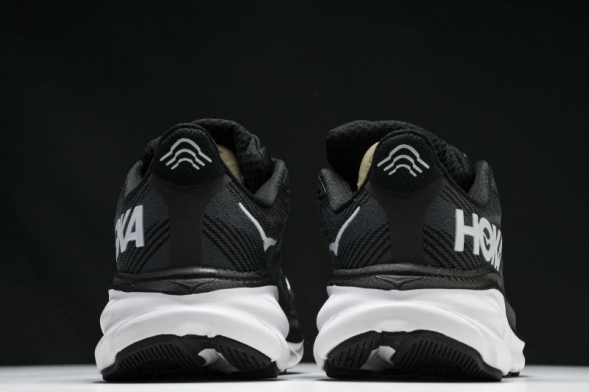 Hoka Clifton 9 1132210 BWHT 