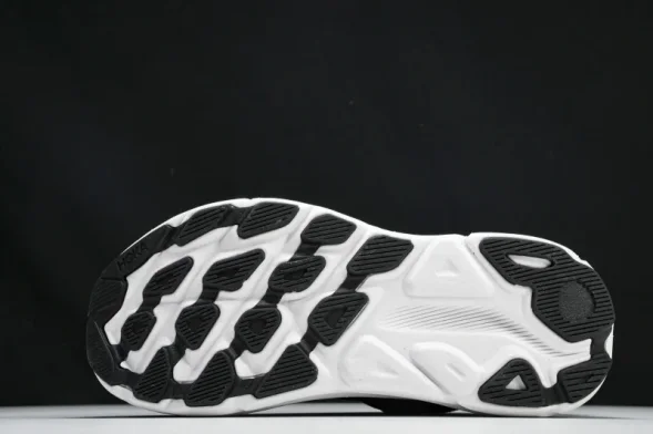 Hoka Clifton 9 1132210 BWHT 