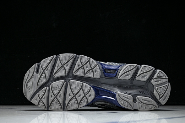 Asics Gel-Cumulus 16 TG 1203A838-020 