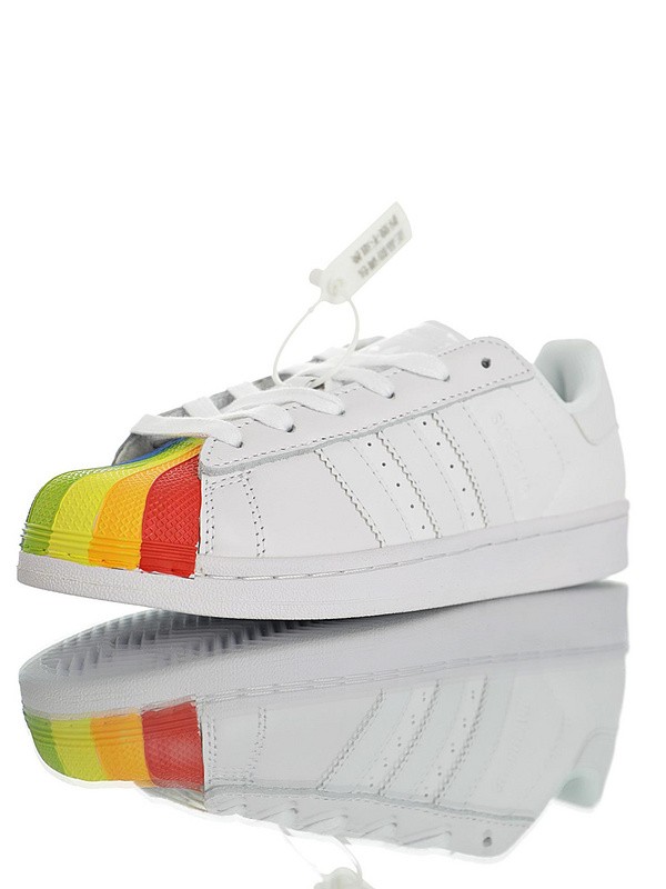 Adidas Superstar W LGBT