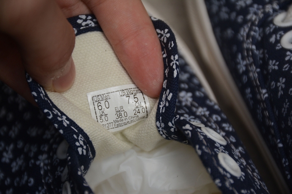 Vans Authentic VN0A7Q5CNVY 