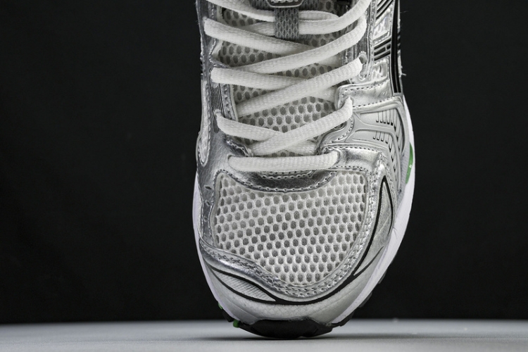 Asics Gel-Kayano 14 1201A019-110