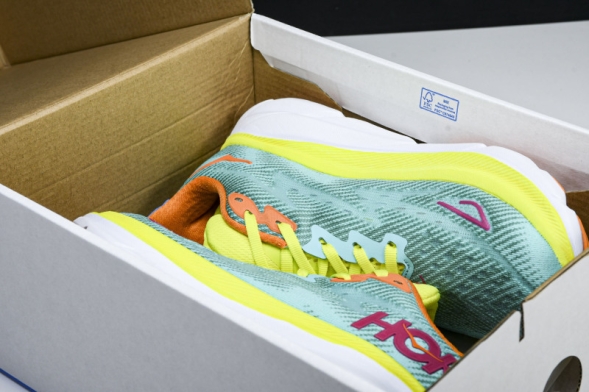 Hoka Clifton 9 1127896 CEPR 