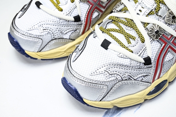 Asics Gel-Cumulus 16 TG 1203B115-100 