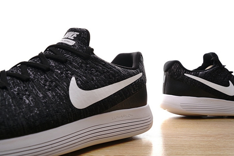 Nike LunarEpic Low Flyknit 2