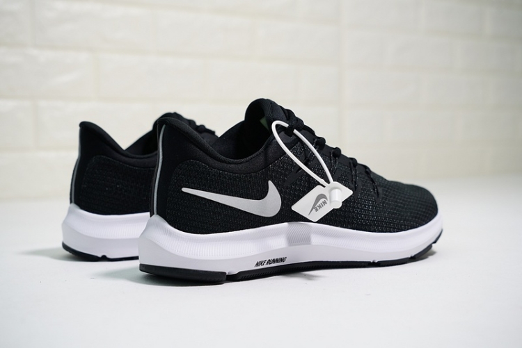 Nike Quest AA7403-001