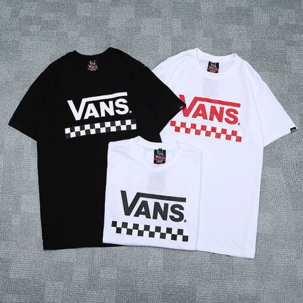  Vans  
