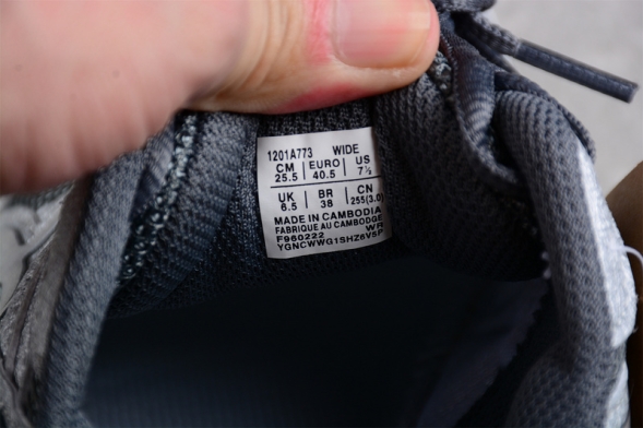 Asics Jog 100s 1201A713-020 