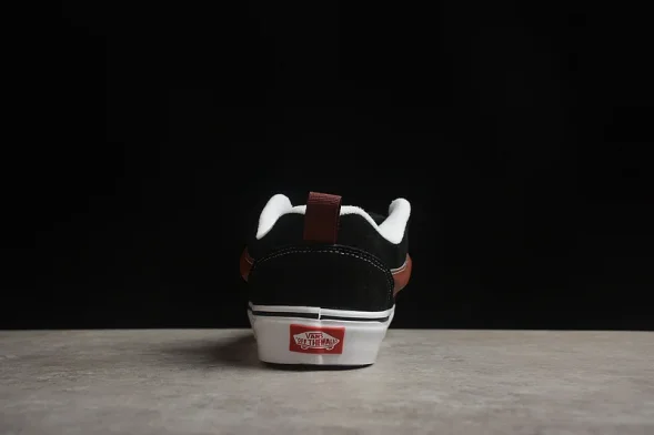 Vans Knu Skool VN0009QC201 
