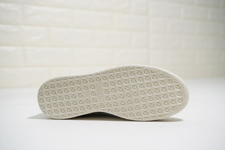  Diamond Supply Co. x Puma Clyde 365651-02