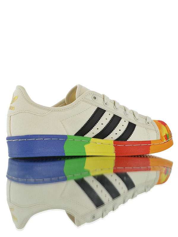 Adidas Superstar S82590