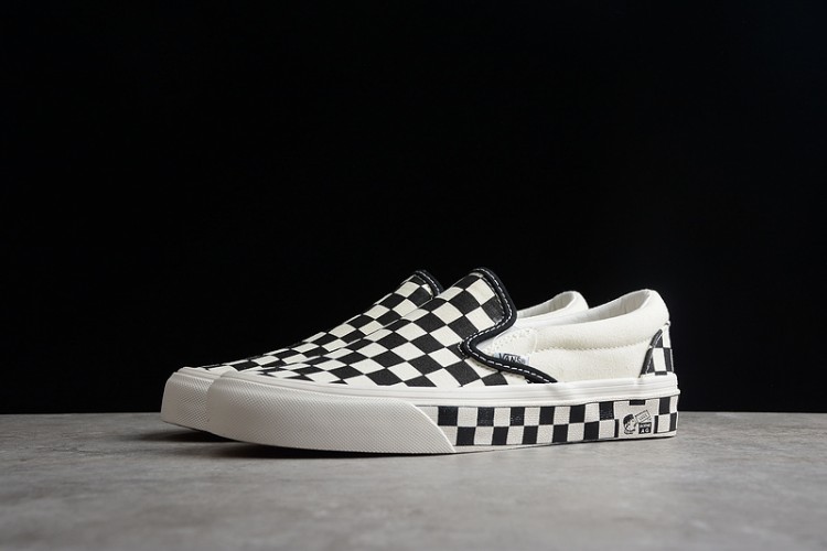 Vans OG Vault Slip-On VN000UDFF8L