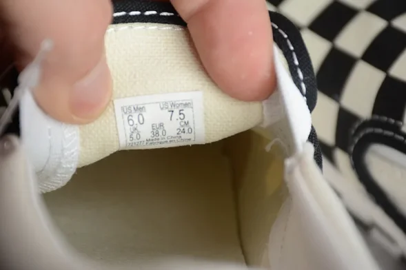 Vans OG Vault Slip-On VN000UDFF8L 