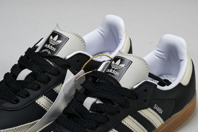  Adidas Samba OG IE5836