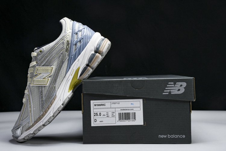  New Balance 1906 M1906RKC