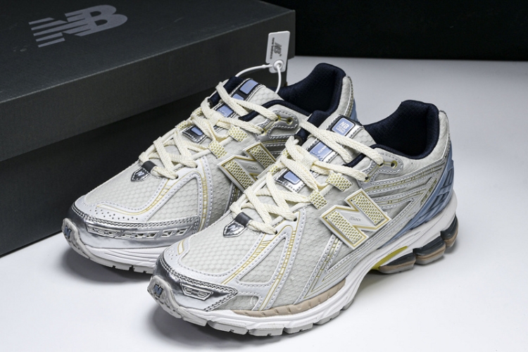  New Balance 1906 M1906RKC