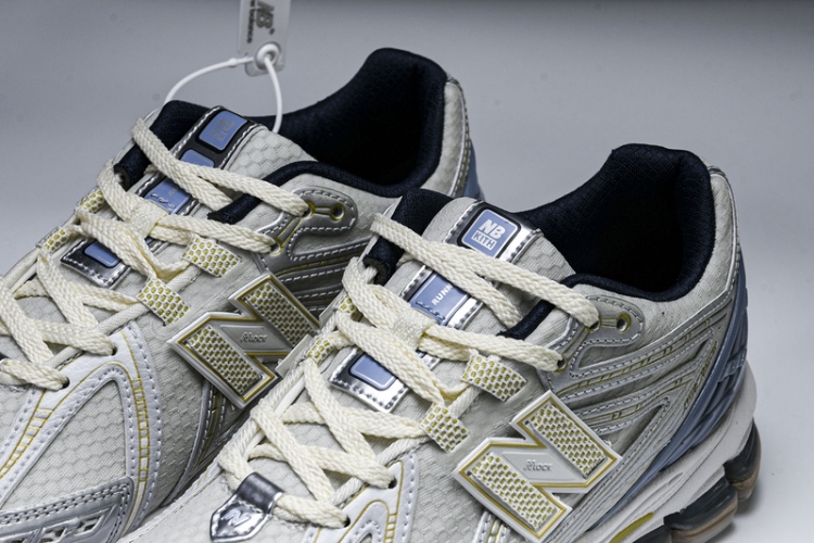  New Balance 1906 M1906RKC