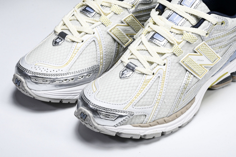  New Balance 1906 M1906RKC