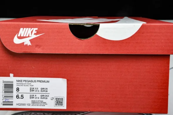 Nike Air Zoom Pegasus Premium HQ2592-102 