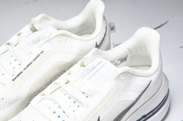 Nike Air Zoom Pegasus Premium HQ2592-102 