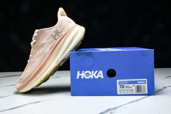 Hoka Clifton 9 1127896 SNC 