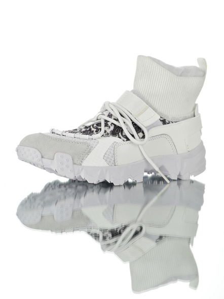 Les Benjamins x PUMA Trailfox Les Sneaker