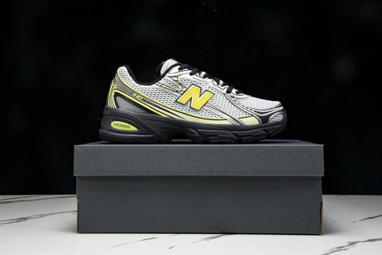  New Balance 740 U740FR2