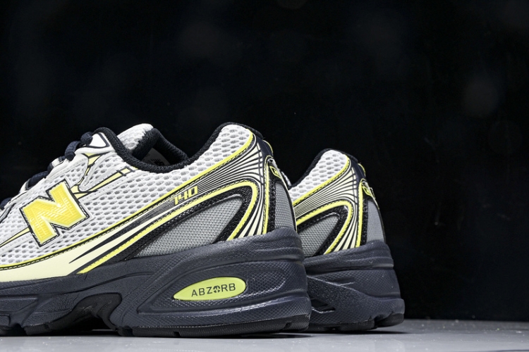  New Balance 740 U740FR2