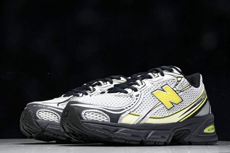  New Balance 740 U740FR2