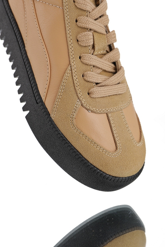 Brown puma xo deals