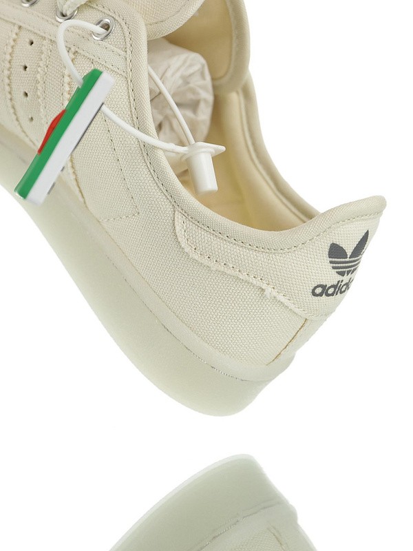 Adidas Superstar S82587 