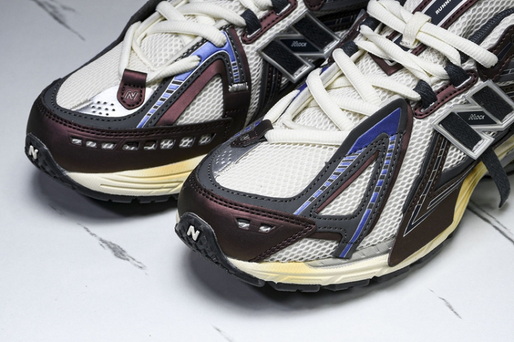  New Balance 1906 M1906AR
