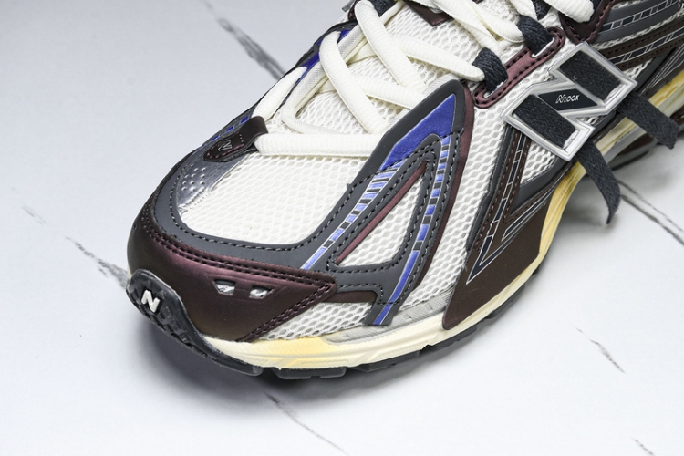  New Balance 1906 M1906AR