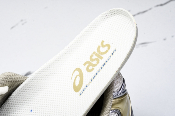 Asics Gel-Kayano 14 1201A019-105 