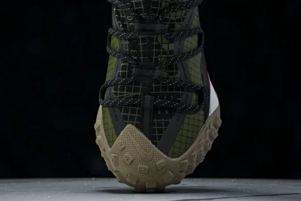 Nike ACG Mountain Fly Low GTX SE D09334 300 