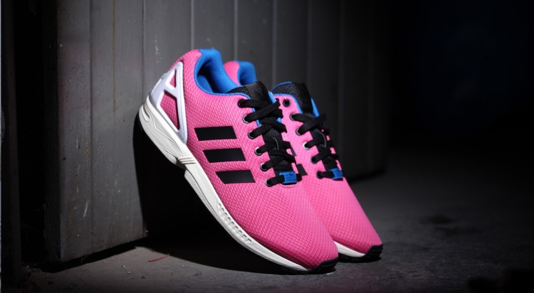 Купить Adidas ZX FLUX  Semi Solar Pink/CoreBlack/OffWhite Мужские и  женские размеры в наличии бесплатная доставка