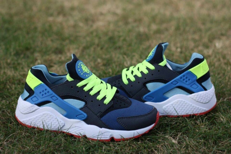 Nike Air Huarache LE 