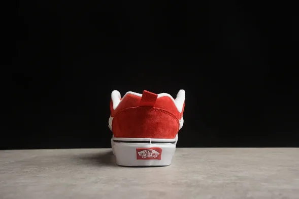 Vans Knu Skool VN0009QCJV6  