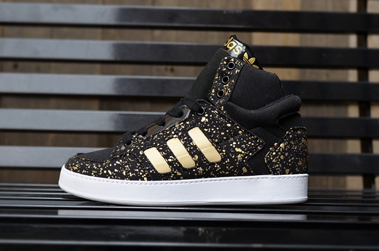 Adidas High Top Skateboarding Shoes 