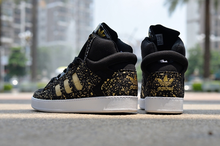 Adidas High Top Skateboarding Shoes 