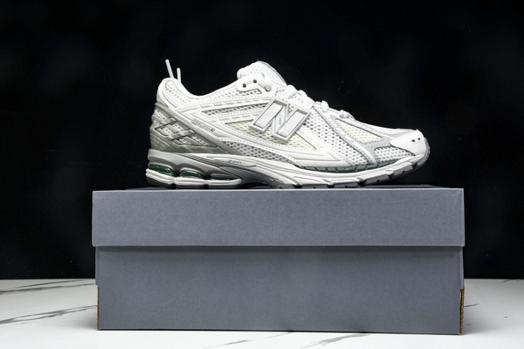  New Balance 1906 M1906RGP