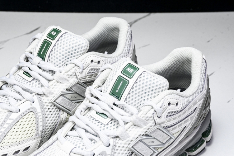  New Balance 1906 M1906RGP